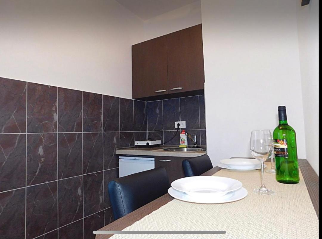 Apartments Lekic ブドヴァ エクステリア 写真